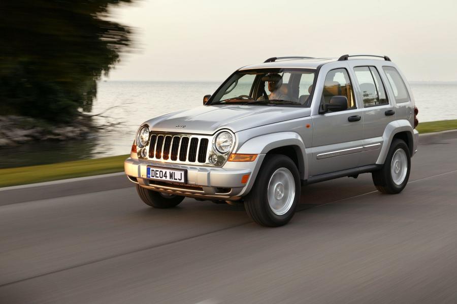  Jeep Cherokee 2002 года  (фото 20 из 130)